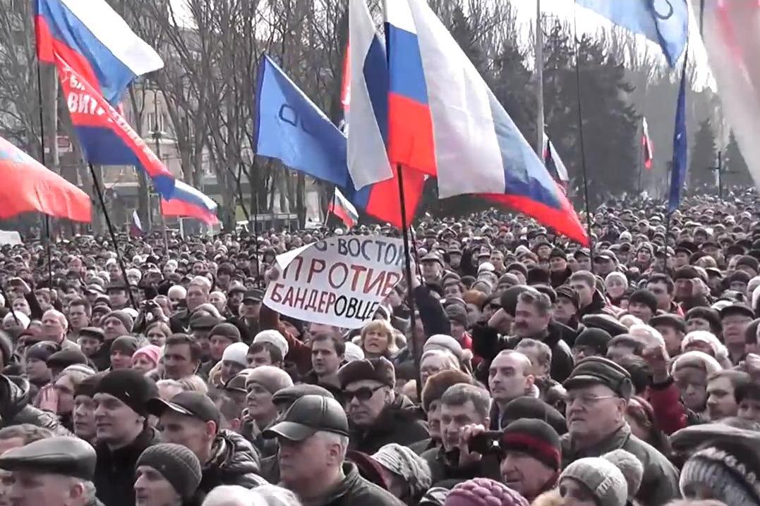 ​Эти кадры должен увидеть каждый, кто верит в “рус***й мир”: чем обернулся для Донецка призыв “Путин, введи войска!”