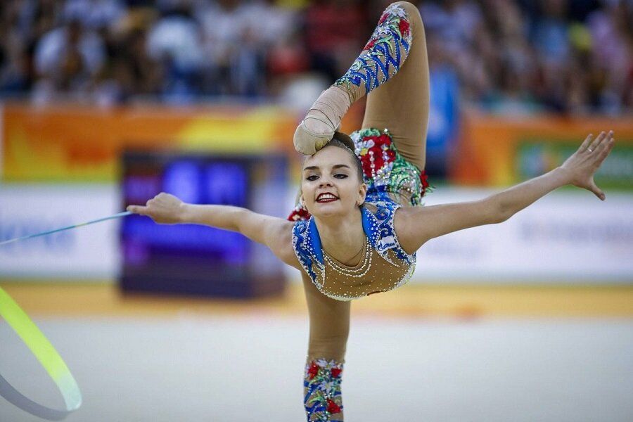 Любимая игрушка королевского двора: почему Кремль так задело потерянное "золото" гимнасток на Играх - 2020