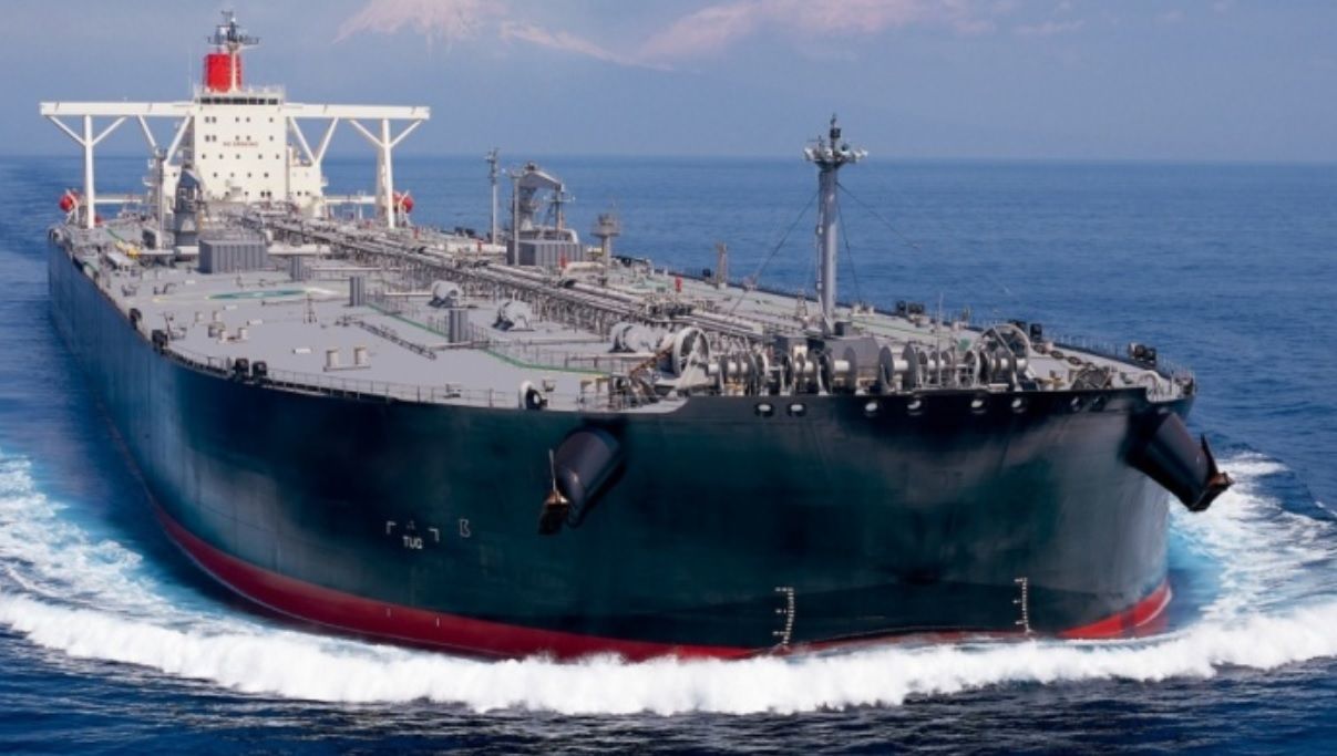 Морские дроны ВСУ отправили российский экспорт нефти в Черном море в "нокаут" – Bloomberg 