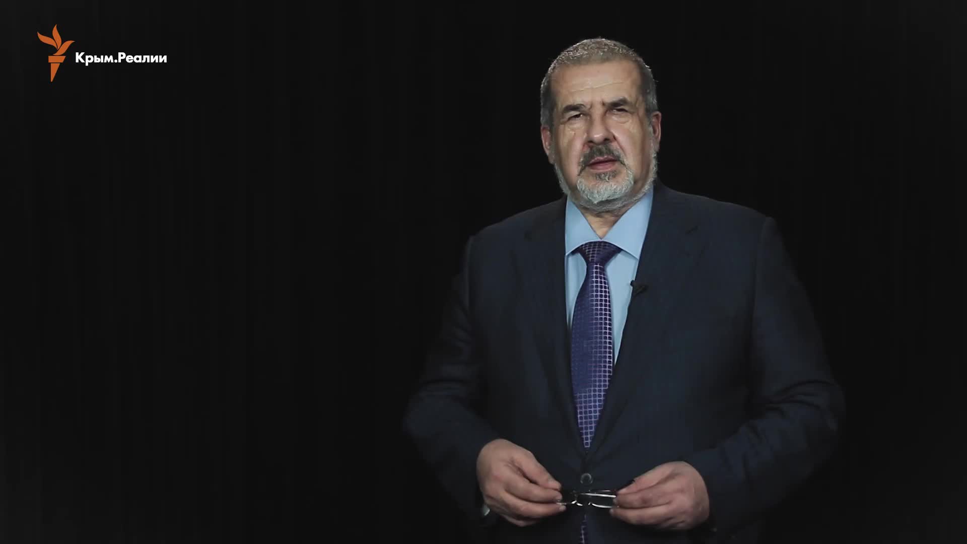 "Придется вам вспомнить, откуда вы сами, незваными здесь объявились гостями": известные крымчане зачитали стихотворение "Когда мы вернемся"