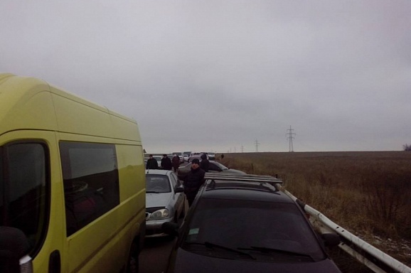 Главарь ‘ДНР’ Захарченко не собирается закрывать обстреленный КПП ‘Еленовка’