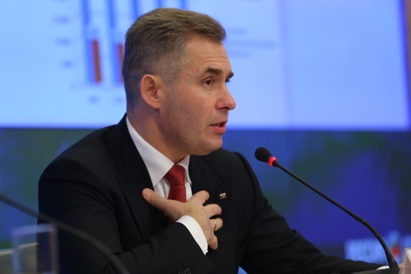 Астахов попросил прощения за слова о "сморщенных женщинах"