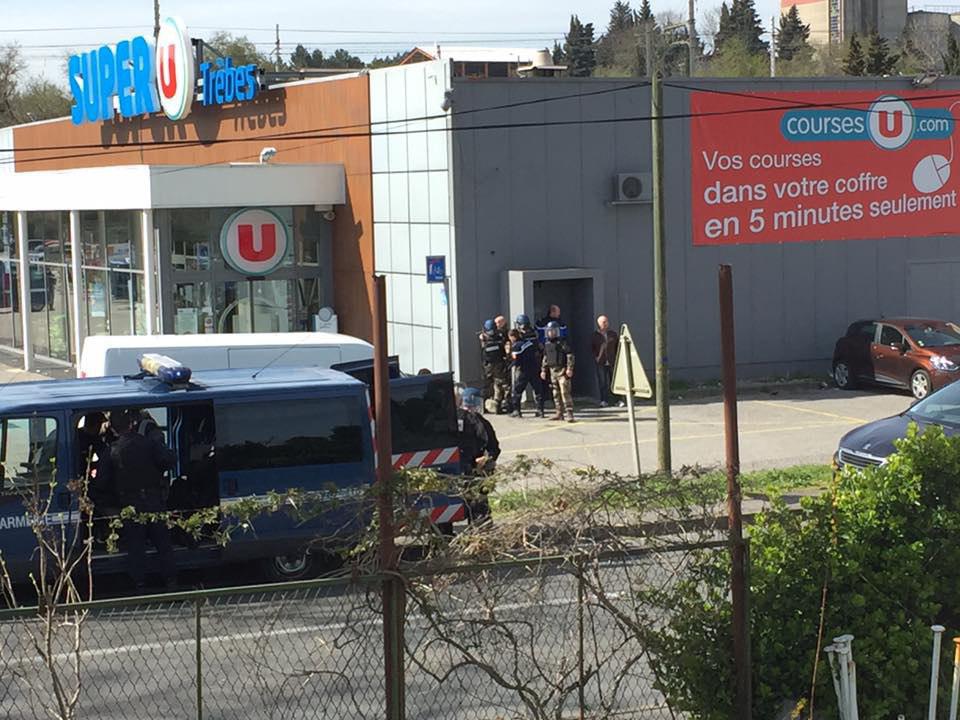 СМИ рассказали громкие подробности захвата более 100 заложников в супермаркете во Франции: есть погибшие и раненые – что известно
