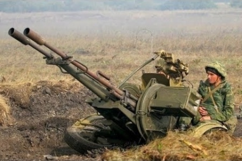 Донбасс в огне: боевики “ЛДНР” наращивают обстрелы – в ход пошли зенитные установки и “отведенное” оружие