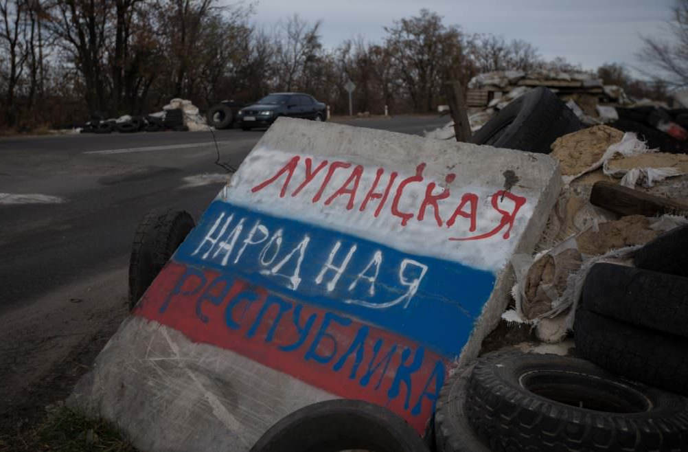 ​"ДНР" и "ЛНР" рассорились: на оккупированном Донбассе у границы с РФ зреет массовый бунт - подробности