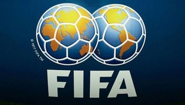 FIFA пытается снять санкции с российского футбола после скандального решения МОК – Sky News