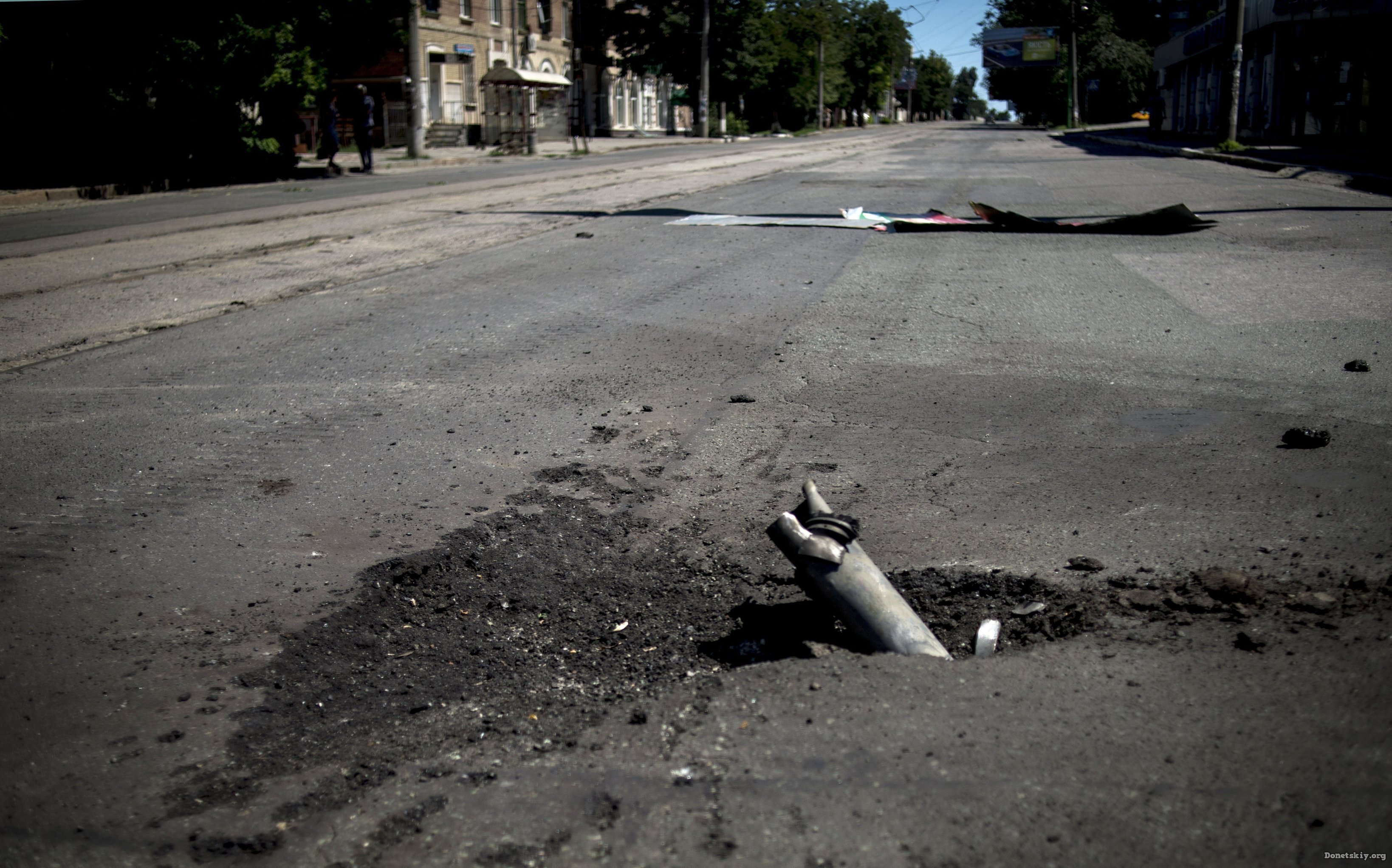 В Донбассе гремит на всех направлениях: боевики обстреливают Авдеевку и пригороды Мариуполя
