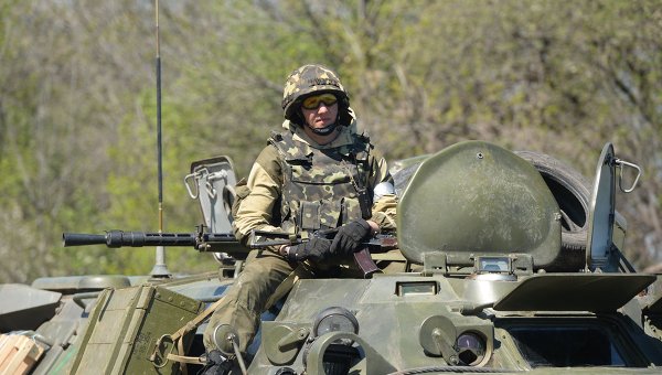 СМИ: Ополченцы ЛНР окружили 200 бойцов АТО