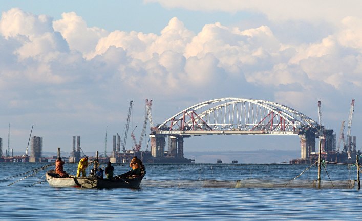 "Я просто хочу, чтобы все были живы", – эксперт рассказал, что может спровоцировать обрушение Крымского моста