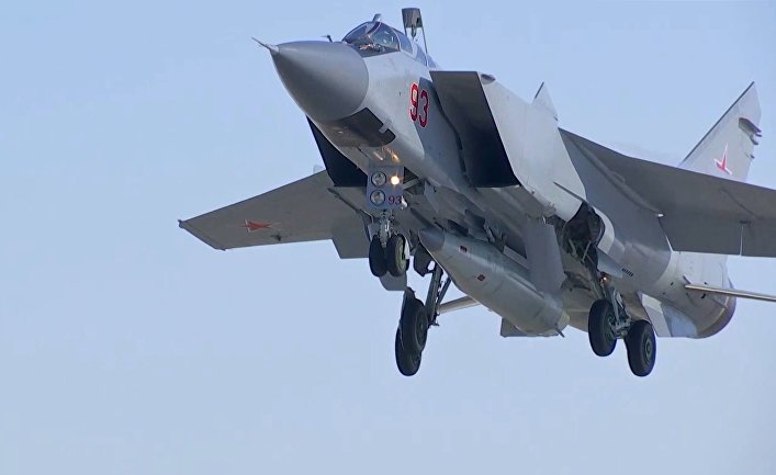 Россия произвела пуск гиперзвуковой ракеты с МиГ-31. Надо ли тревожиться Америке?