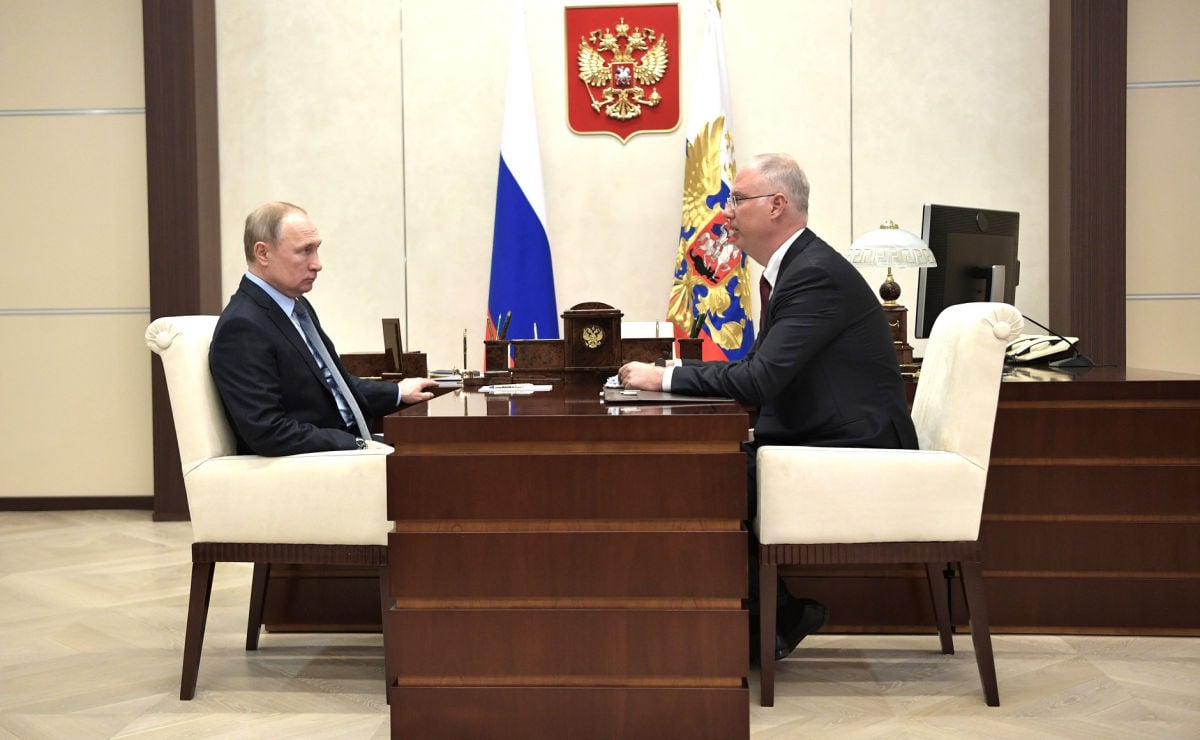 Трамп планирует снять санкции с ключевой организации Путина в РФ – NYT