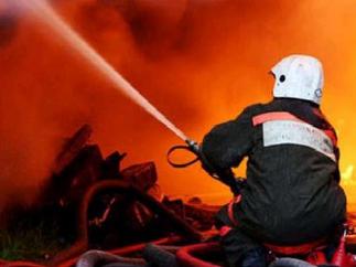 В ночь на 17 декабря в Киеве горел гостинично-ресторанный комплекс "Красная калина"
