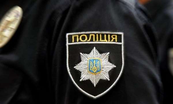В Запорожье во время погони за грабителями прогремел взрыв: пострадали двое полицейских, в которых попала граната