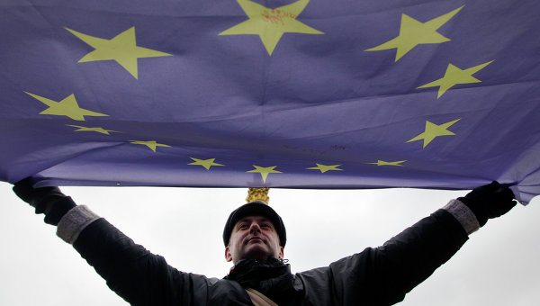 Временное применение соглашения об ассоциации Украина-ЕС отложено до 2015 года