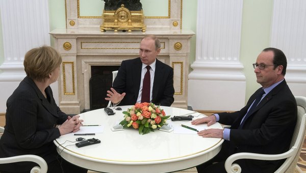 Подробности переговоров Путина, Меркель и Олланда по ситуации на Донбассе 