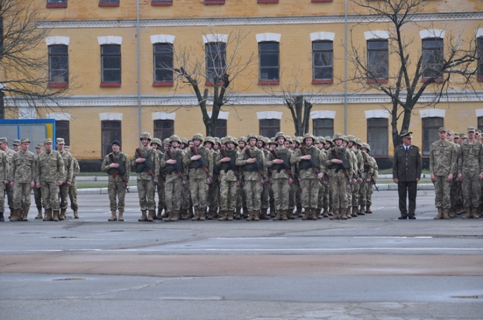 В Житомирской области на территории военной части найден погибший военный, который свел счеты с жизнью и даже не оставил записки