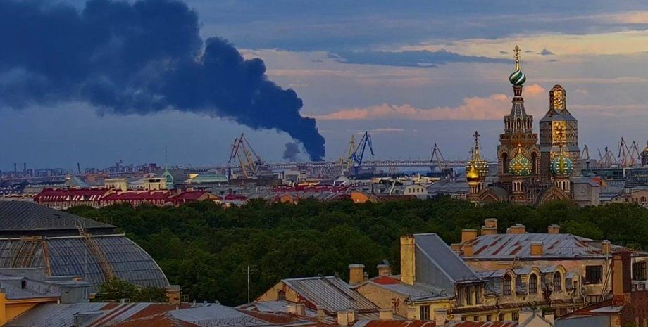 Путин может отменить визит в Санкт-Петербург на ПМЭФ после атаки БПЛА на порт
