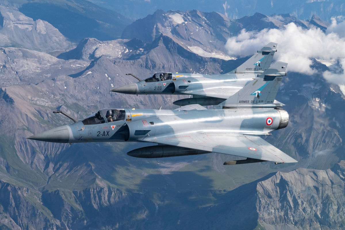 Макрон объявил о передаче Украине истребителей Mirage 2000 и подготовке бригады ВСУ