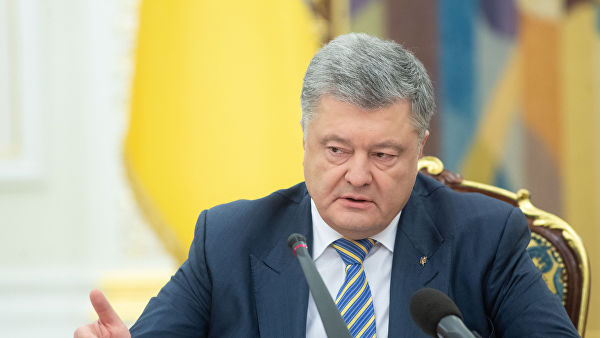 Порошенко удержал Путина и спас Украину от масштабного вторжения России, введя военное положение, – политолог 