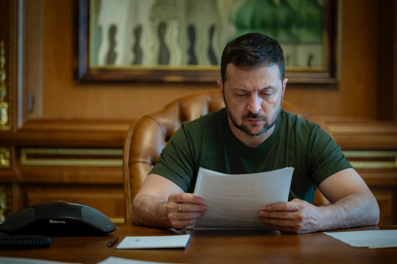 Зеленский пригласил в Киев премьера Ирака для участия в мирной конференции по Украине