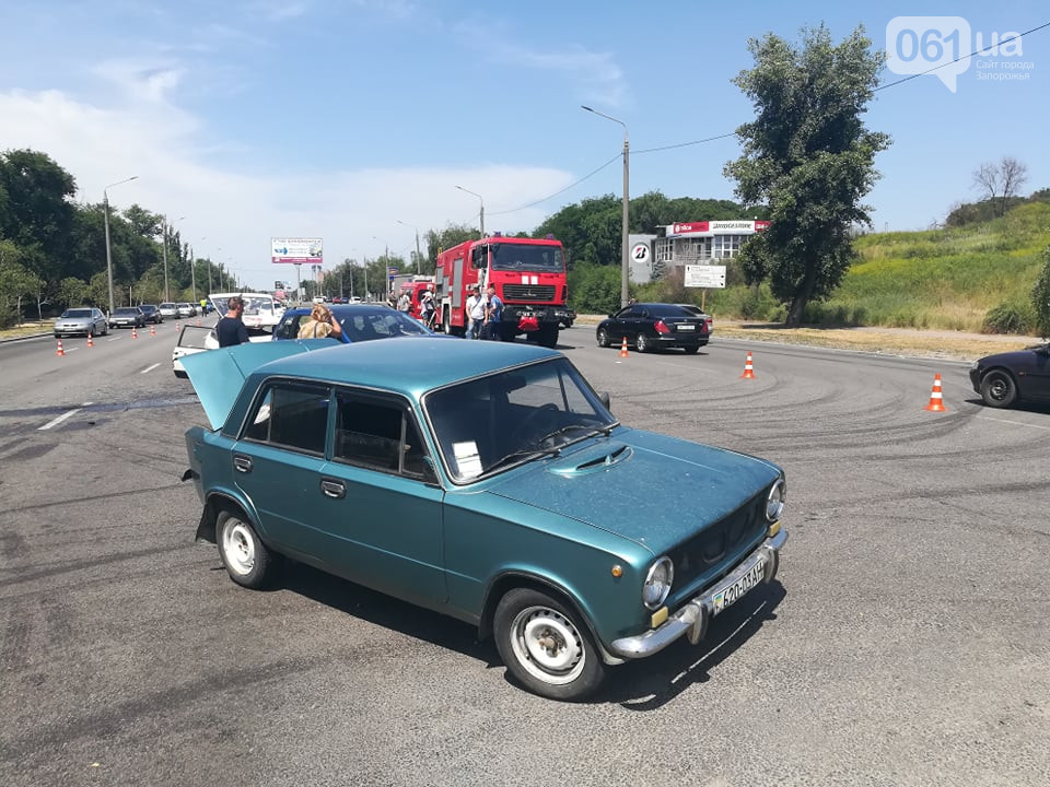 Мама и папа погибли на глазах у троих детей: подробности и кадры резонансного ДТП в Запорожье