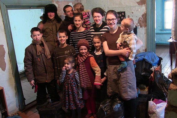 Назад за "скрепами": невероятные приключения немецких "сэкс-беженцев" на просторах России 