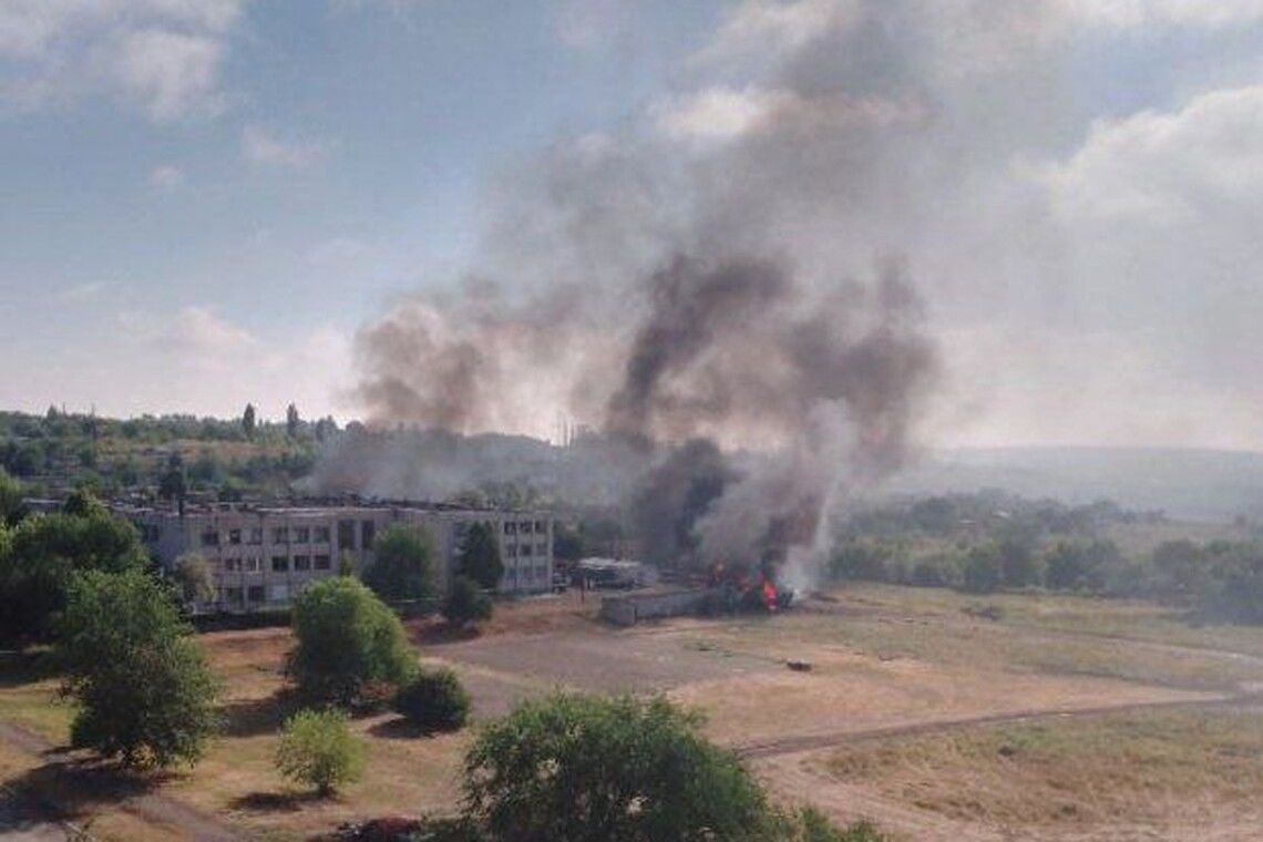 ​ВСУ нанесли удар по базе оккупантов в Кадиевке – в Сети появились кадры