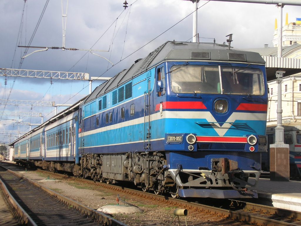 С сегодняшнего дня Россия прервала железнодорожное сообщение с Украиной