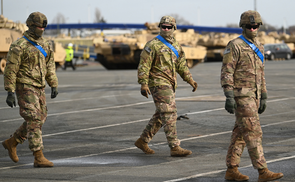 Войска США летят в Литву на фоне заявлений Лукашенко и протестов