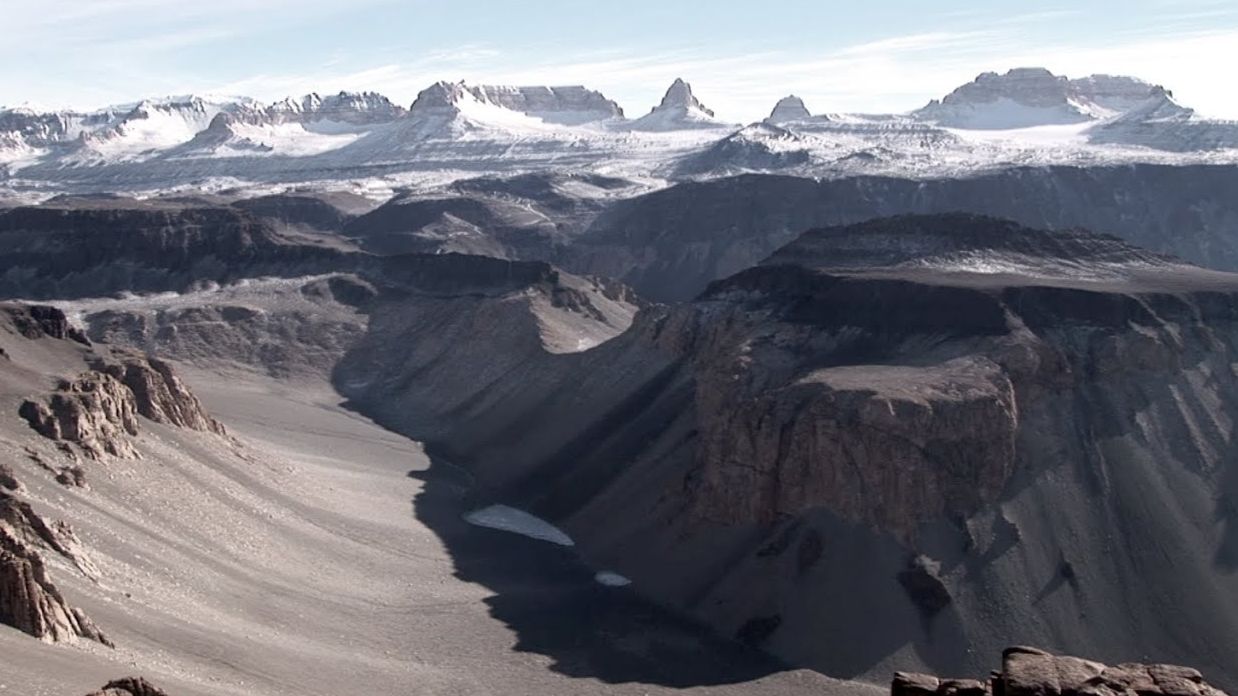 В Антарктиде случайно нашли долину, где почти два миллиона лет не было осадков 