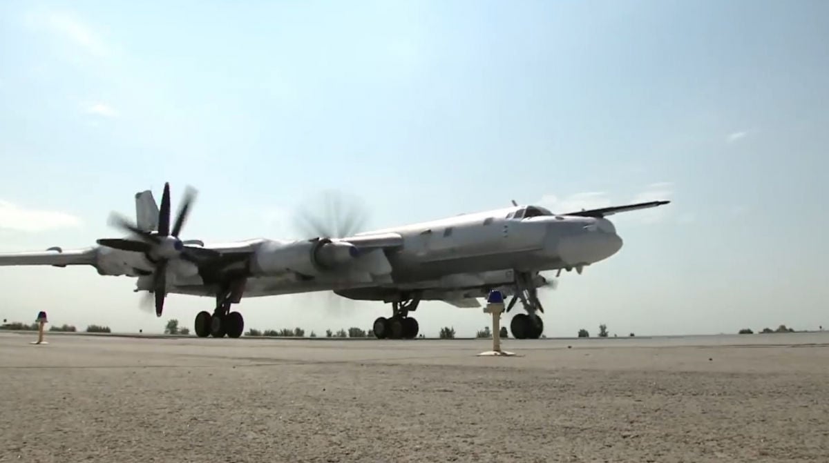 РФ готовит новый удар по Украине: отмечена активность пунктов управления стратегической авиации врага