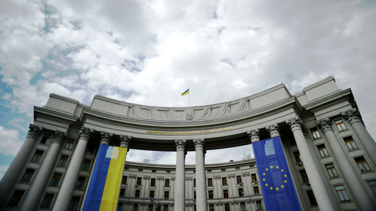 В МИД отреагировали на слухи о "просьбе Украины не включать Беларусь в последние пакеты санкций ЕС"