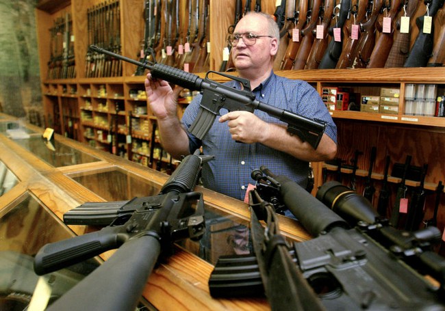 В первый день рождественских распродаж американцы скупают винтовки