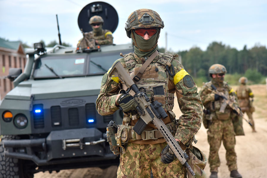 ​Латынина о большом бое за Донбасс: "Мощнейшие линии обороны, там Украина к войне готова"
