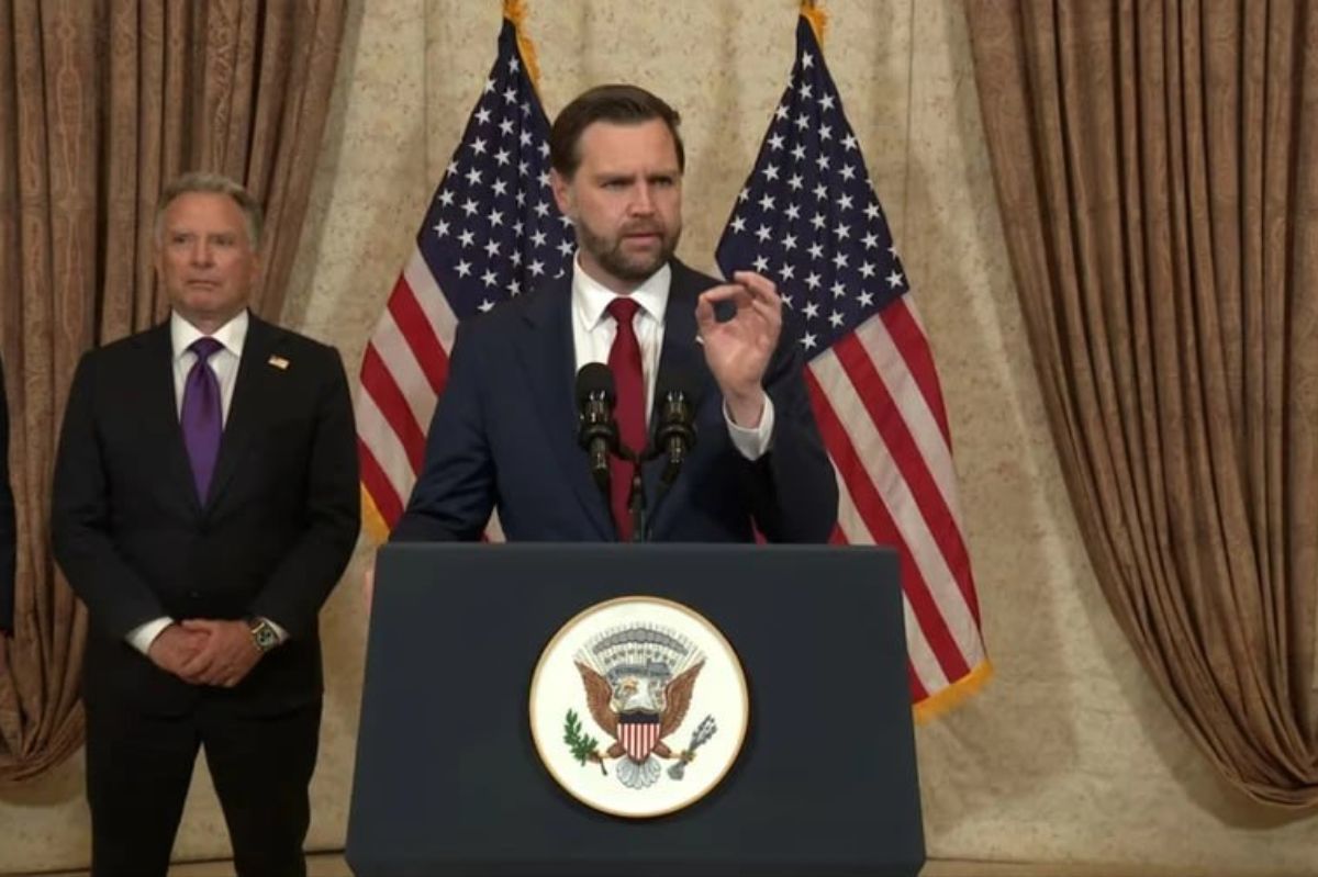 Провал в Пакистане: переговоры Вэнса и Ирана о мире закончились ничем