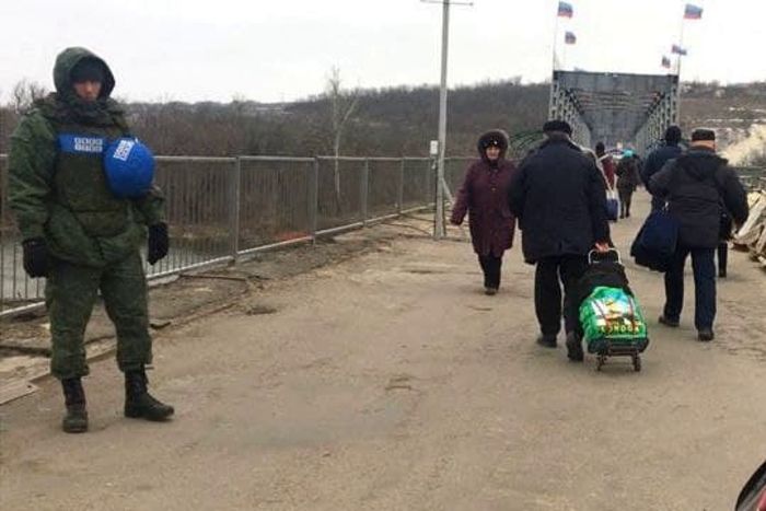 ​"Показали, что такое железный занавес", - поступок "МГБ ЛНР" на КПВВ возмутил даже сепаратистов