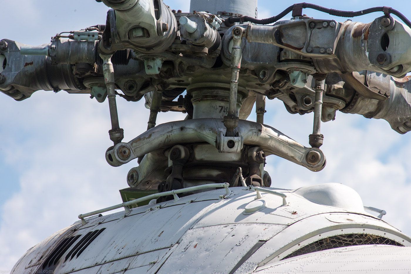 СК РФ выдумал удар украинских вертолетов по Климово, "разваливший пару сараев"