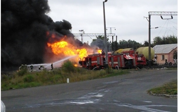 В Черкасской области из-за аварии на ж/д сгорели 25 домов