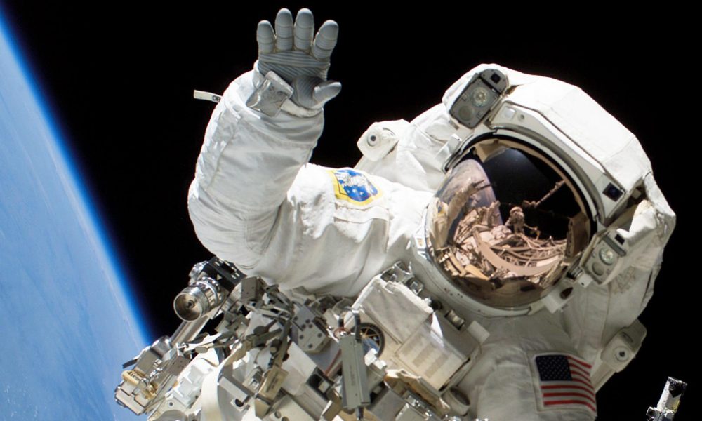 "Неприбыльное" дело: сотрудники NASA рассказали, сколько зарабатывают астронавты космического агентства
