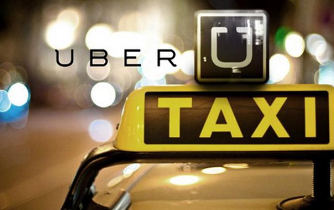 В Киеве начал свою работу сервис такси Uber: первым пассажиром перевозок стал Кличко