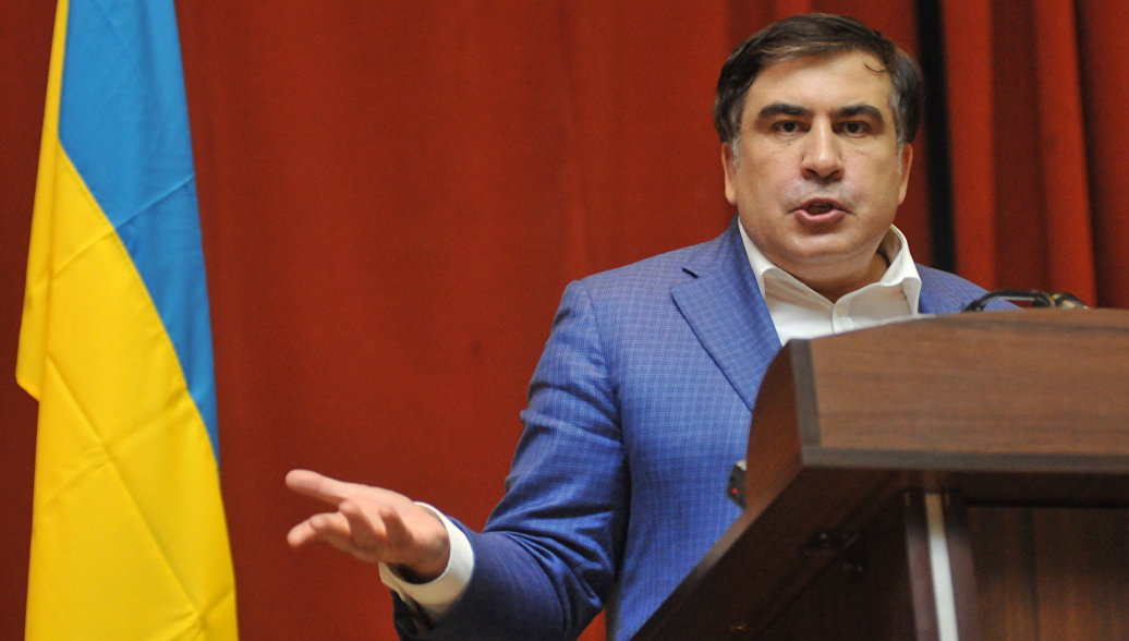 Саакашвили рассказал о давлении на его соратников: "В действиях против меня и моей команды власть упала ниже плинтуса"