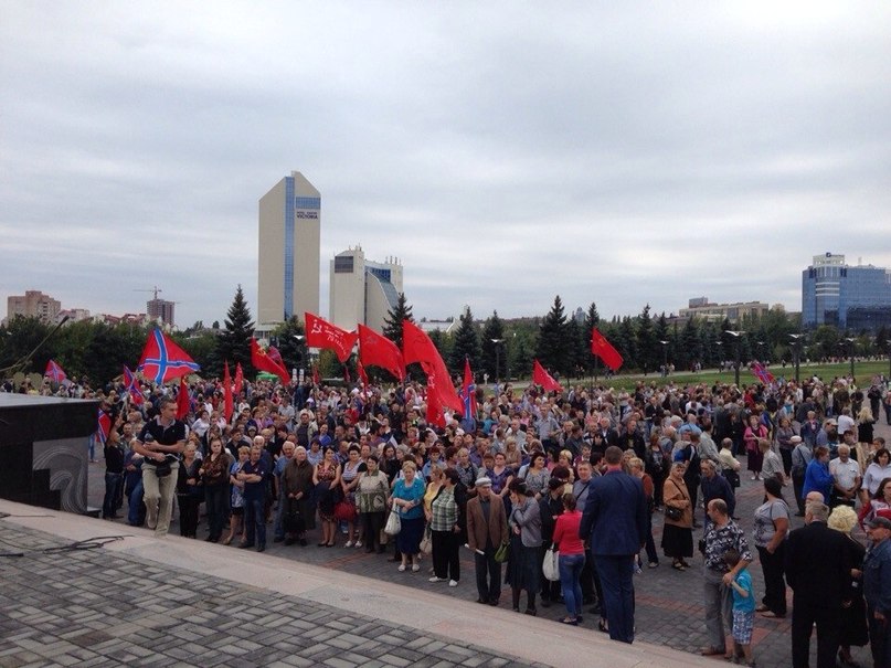 Как в Донецке проходил митинг в честь освобождения Донбасса