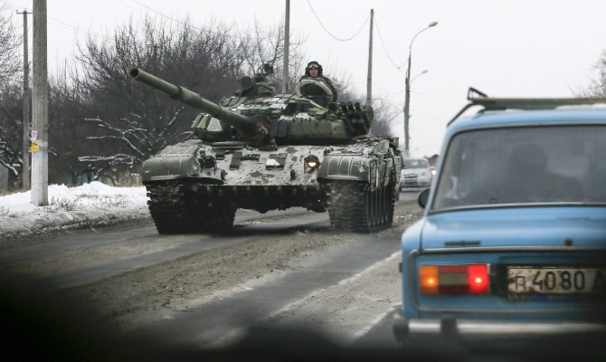 ​Отведенное по Бахмутской трассе тяжелое вооружение ЛНР распределили по Луганской области, - Тымчук