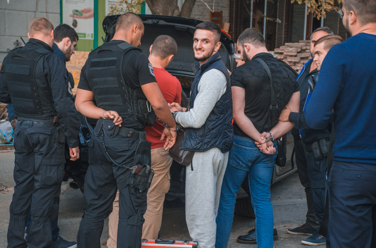 Сын представителя Кадырова схвачен в Украине с оружием и наркотиками: подробности и кадры громкой облавы