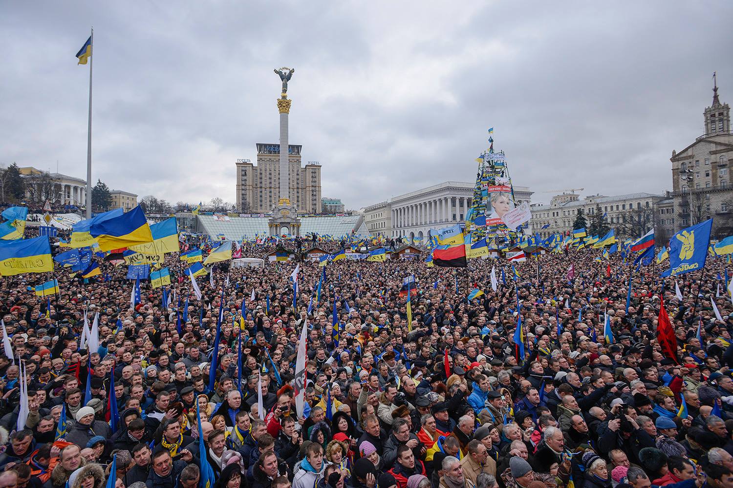 В Украине снова будет Революция? Найем опять призвал сторонников и активистов на протест под Администрацией Президента