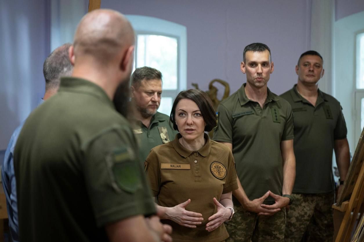 Армия РФ пошла на штурмы Марьинки и Авдеевки, ситуация обострилась - Минобороны