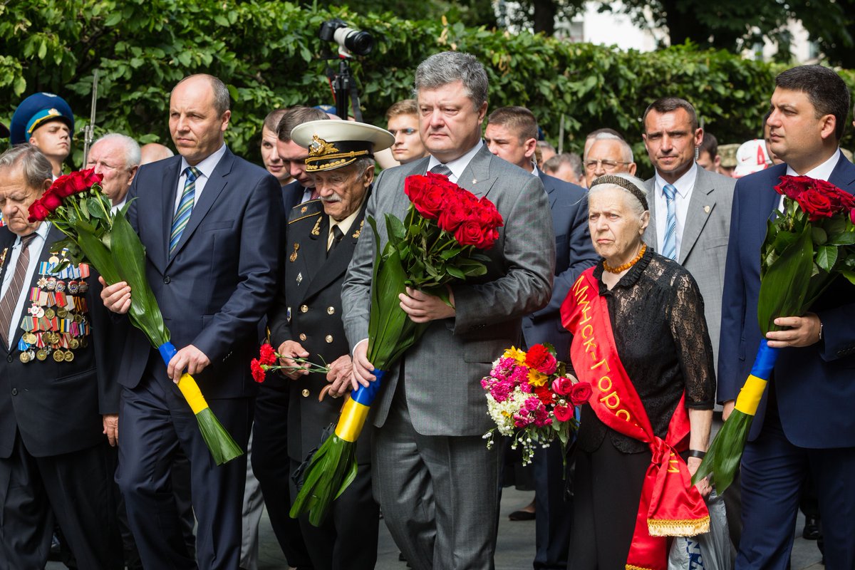 Украина вспоминает жертв ВОВ: около 4 500 000 наших земляков не вернулись из сражений с нацистами