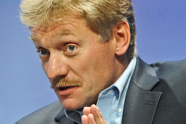 Песков отказался комментировать ситуацию с обыском в LifeNews