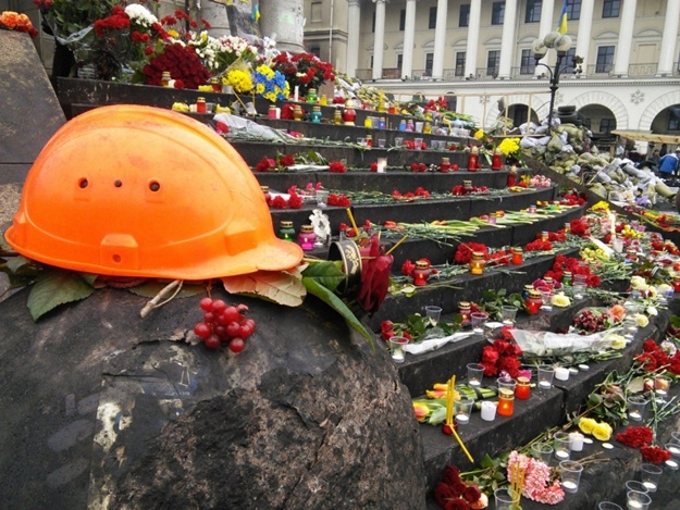 Порошенко: "Судьи - главный "тормоз" успешного завершения уголовных дел по Майдану"