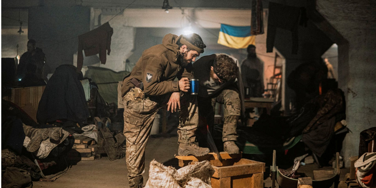 "Звільнимо всіх, повернемо кожного", – Денис Прокопенко виклав у Мережу знімок 2022 року з території "Азовсталі"